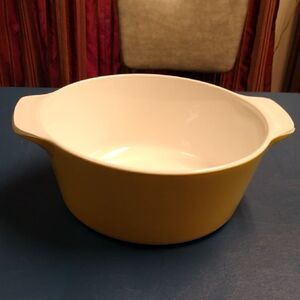 Corningware 4 Quart Yellow and White Bakeware for Kitchen Lovers Cottagecore